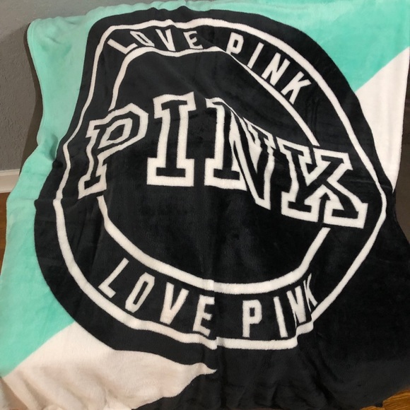 Blanket - Picture 3 of 3